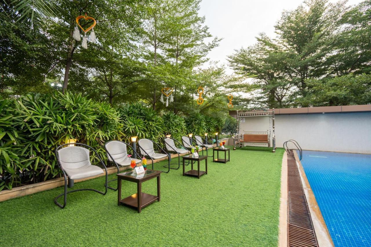 Jalashray Resort Nadiād Dış mekan fotoğraf