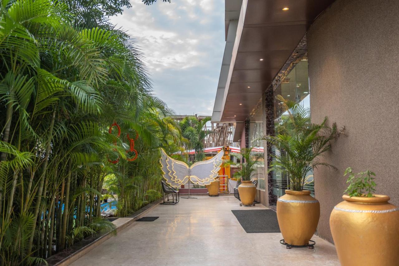 Jalashray Resort Nadiād Dış mekan fotoğraf