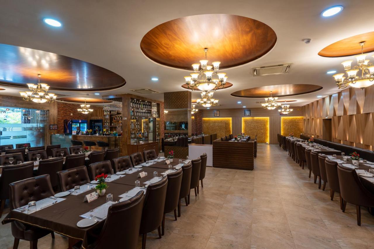 Jalashray Resort Nadiād Dış mekan fotoğraf